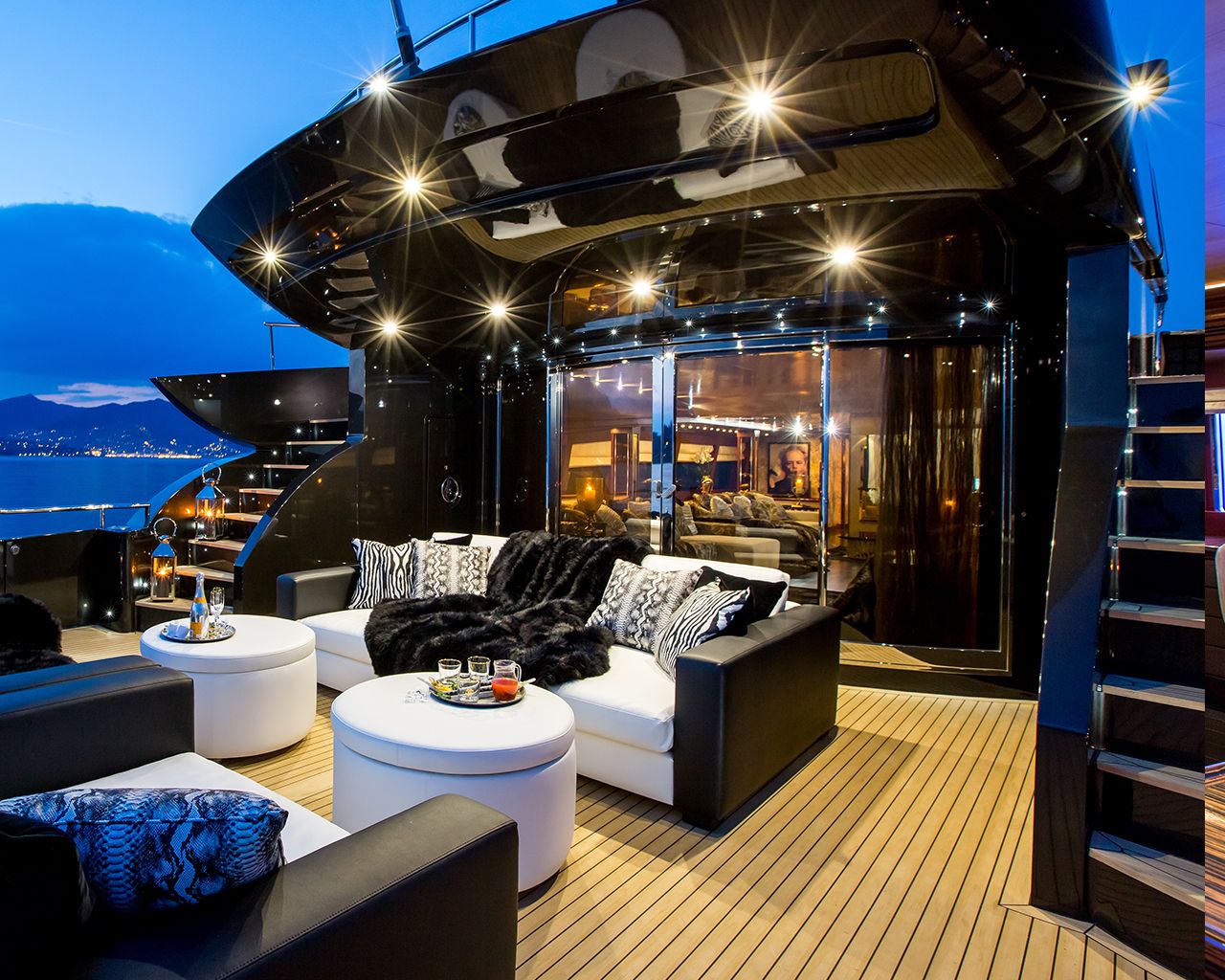 yacht interior designer salary